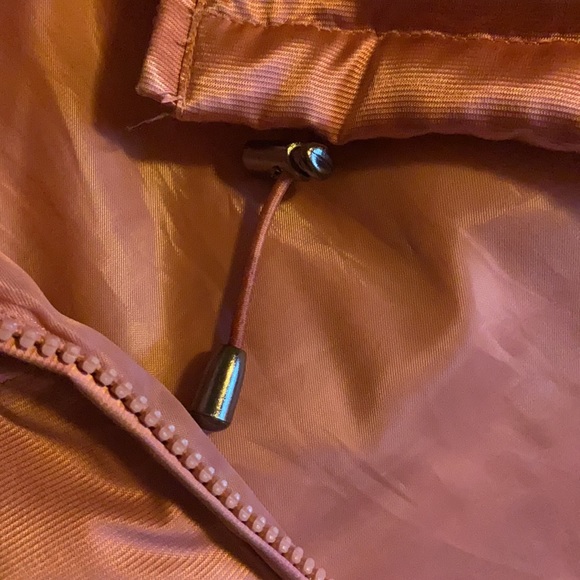 GUESS PINK PUFFER - Picture 6 of 9